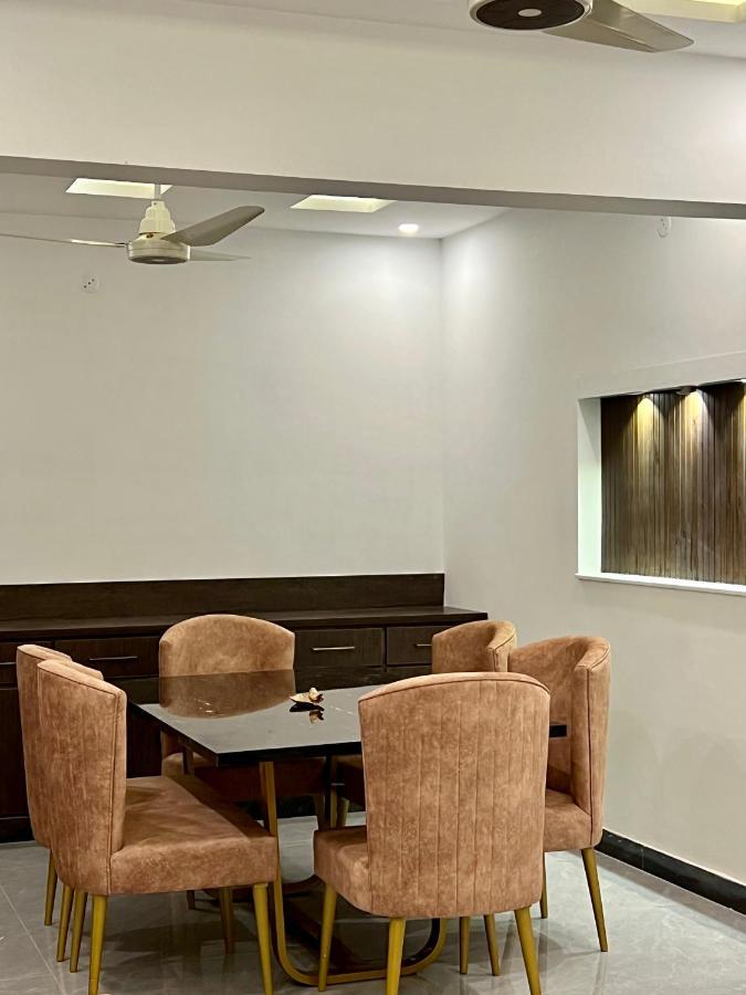 The Gateway Islamabad Rawalpindi Extérieur photo