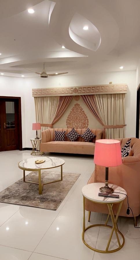 The Gateway Islamabad Rawalpindi Extérieur photo